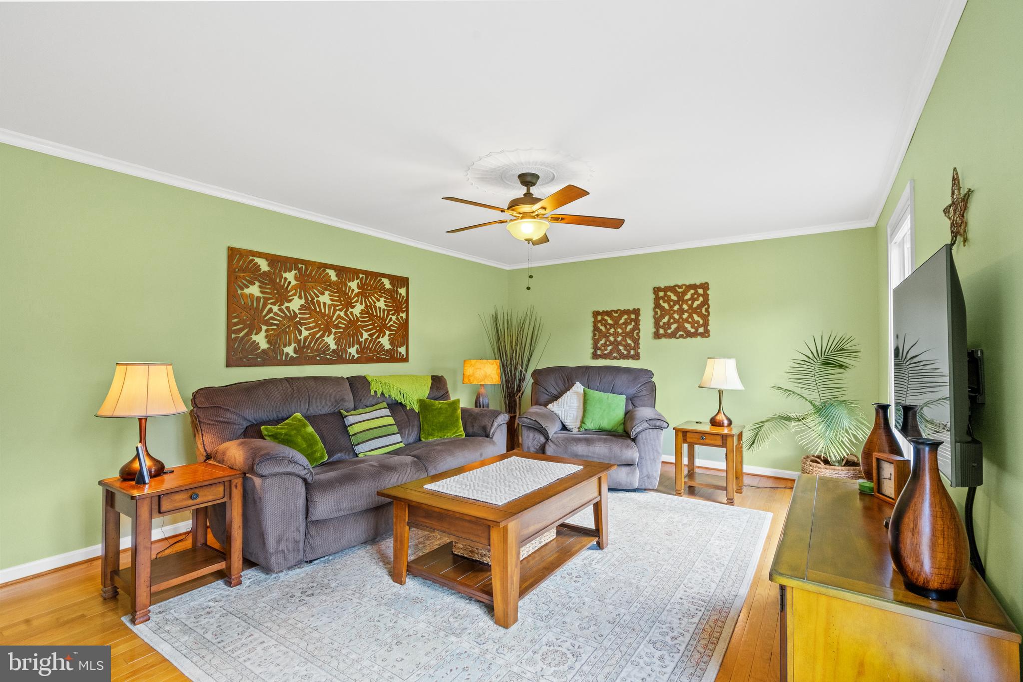 9501 FOX CHASE DRIVE