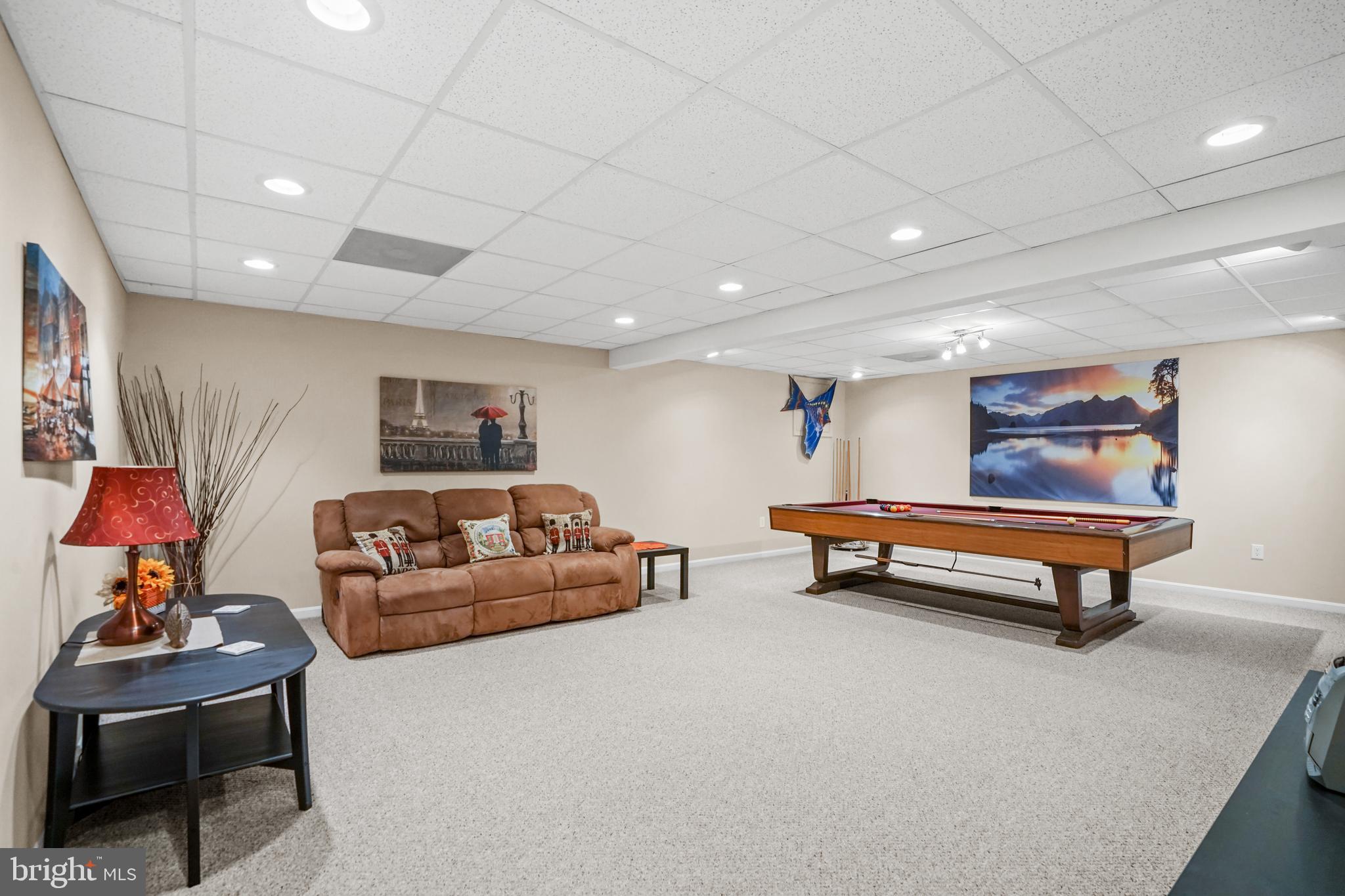 9501 FOX CHASE DRIVE