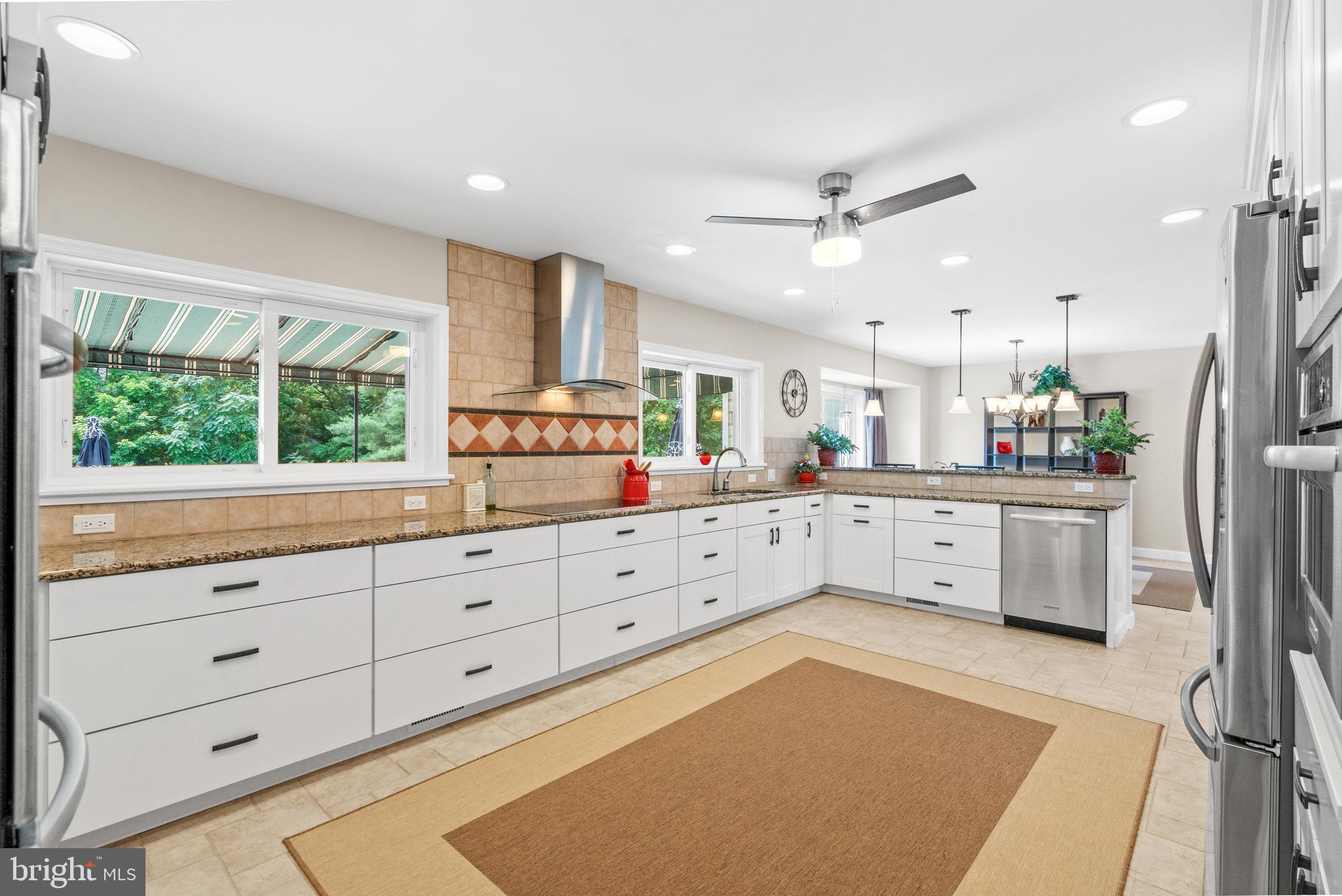 9501 FOX CHASE DRIVE