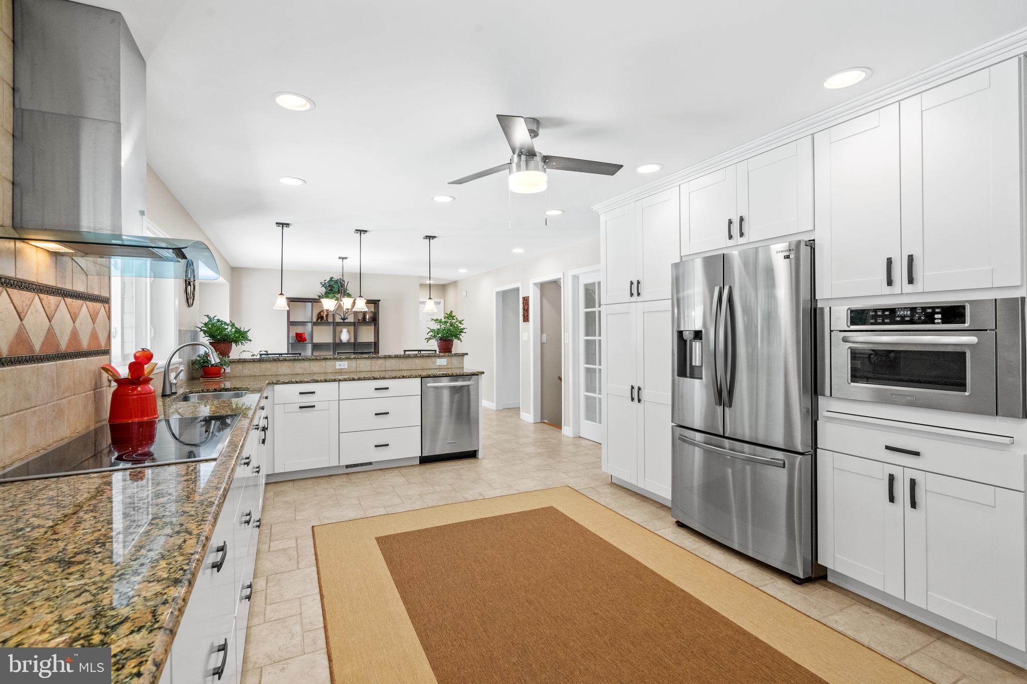 9501 FOX CHASE DRIVE