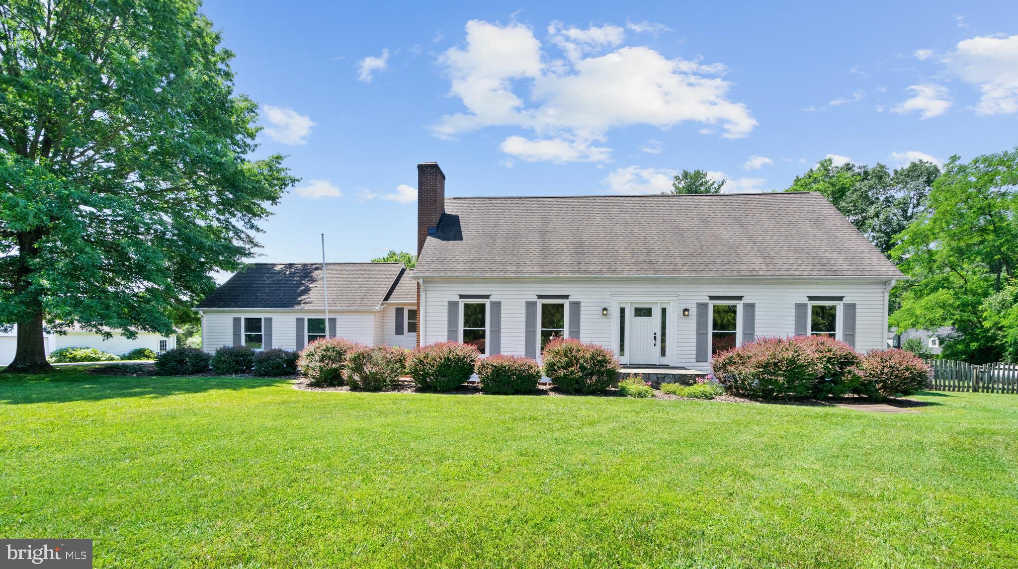 9501 FOX CHASE DRIVE