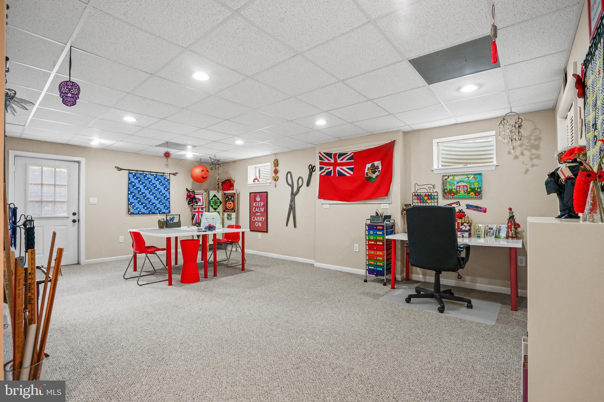 9501 FOX CHASE DRIVE