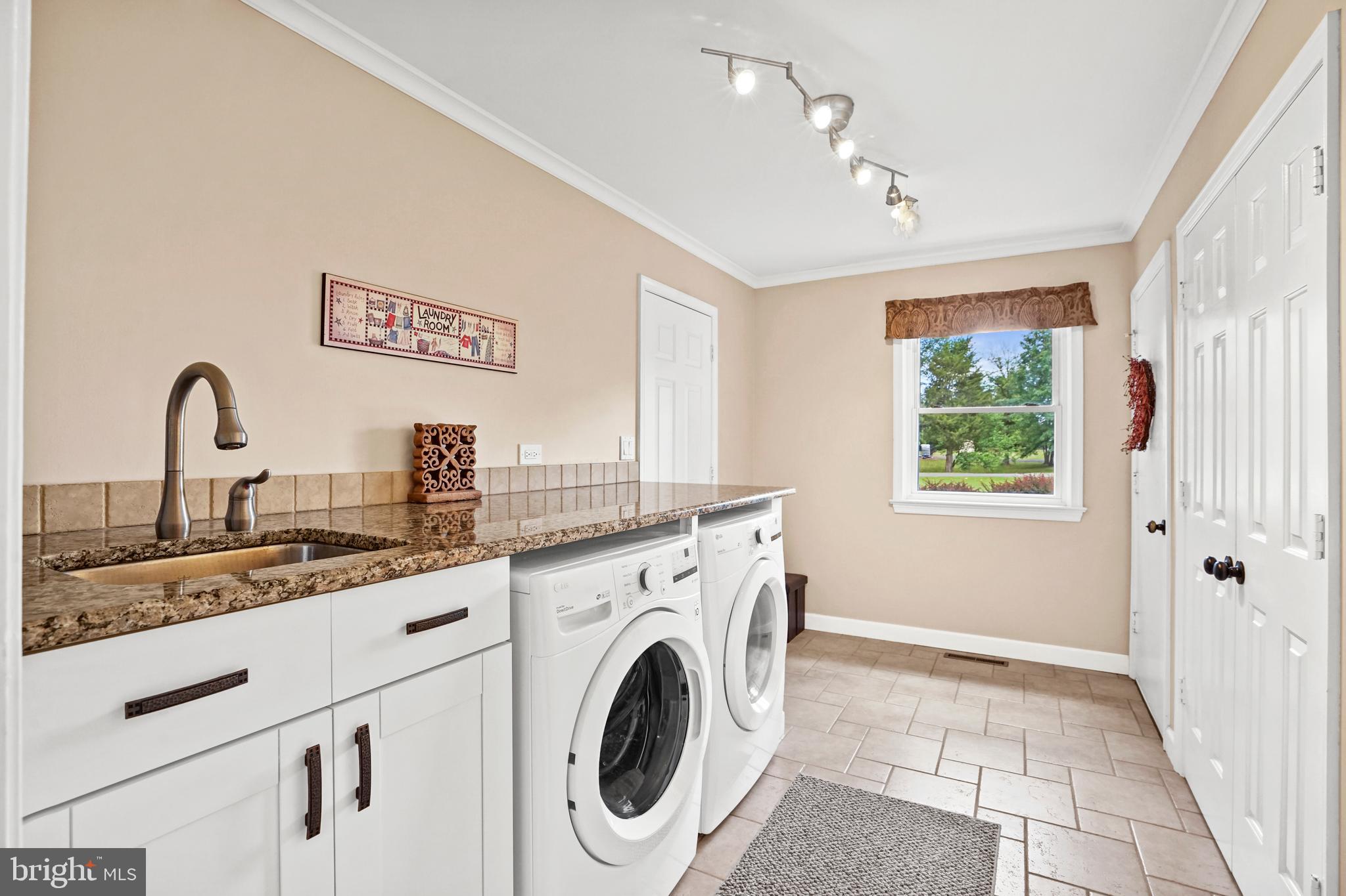 9501 FOX CHASE DRIVE