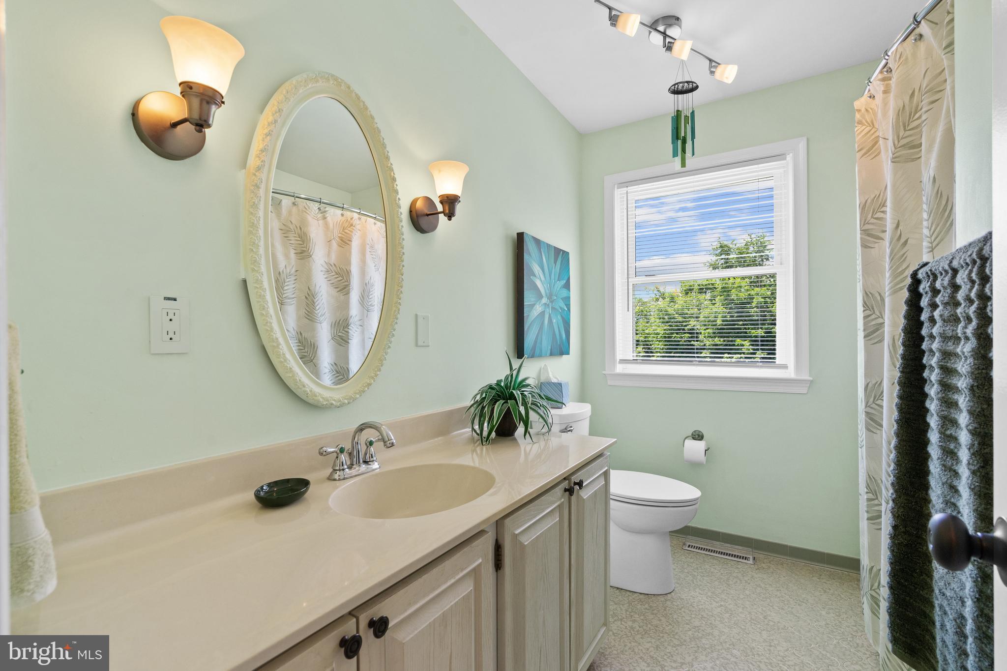 9501 FOX CHASE DRIVE