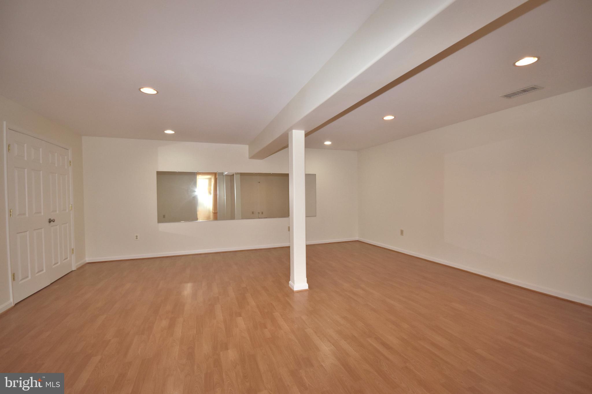 9841 SOLITARY PLACE