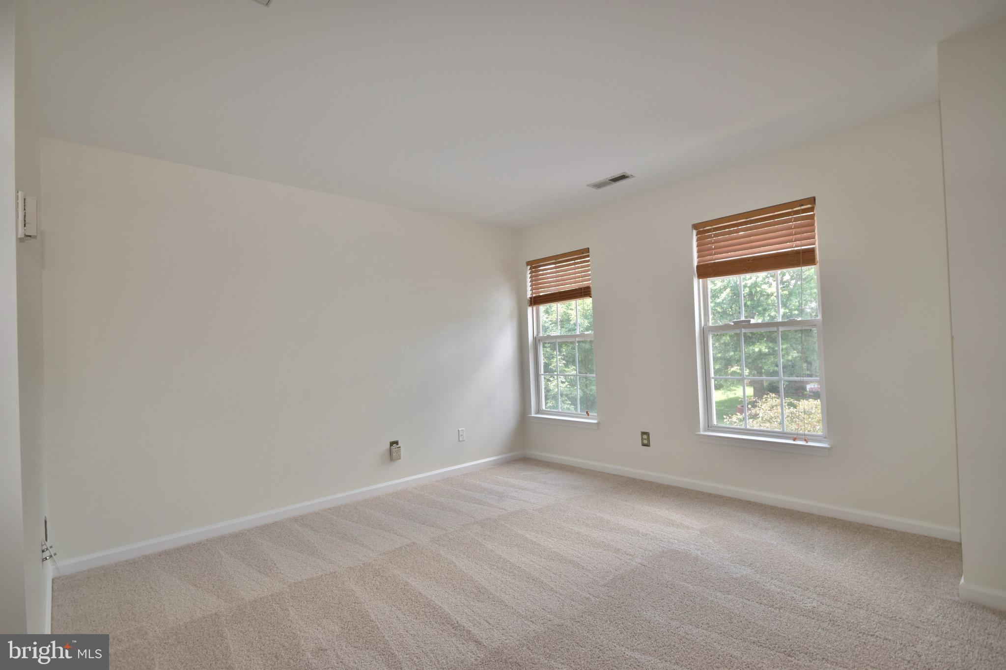 9841 SOLITARY PLACE