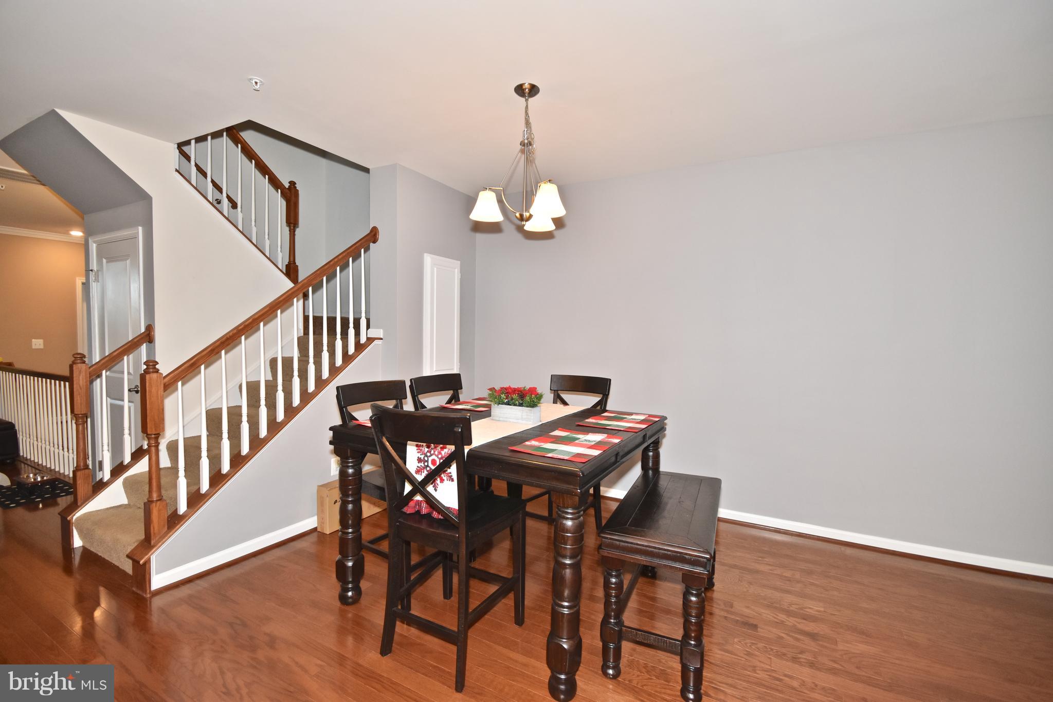 7795 CULLODEN CREST LANE