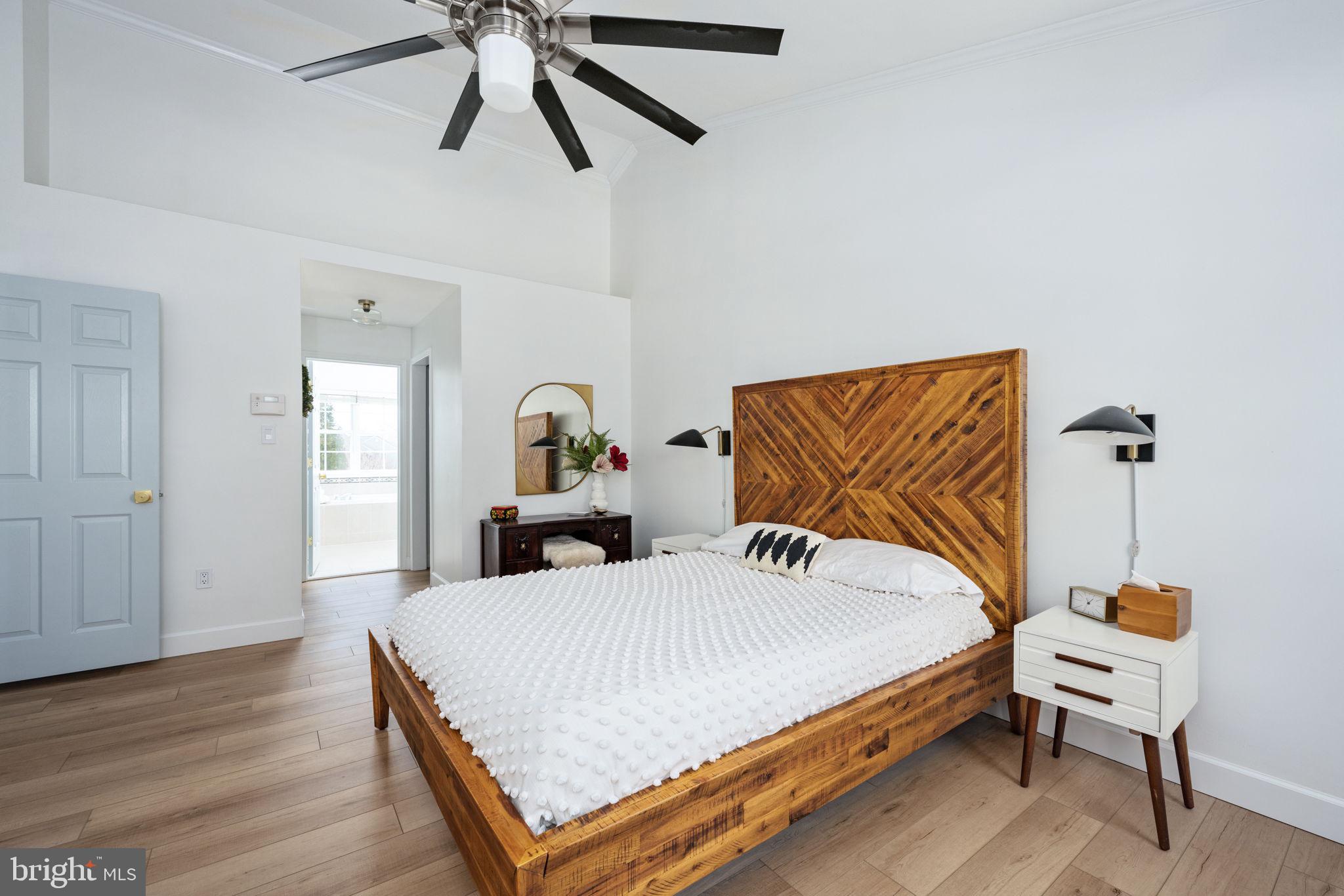 9278 GLEN MEADOW LANE