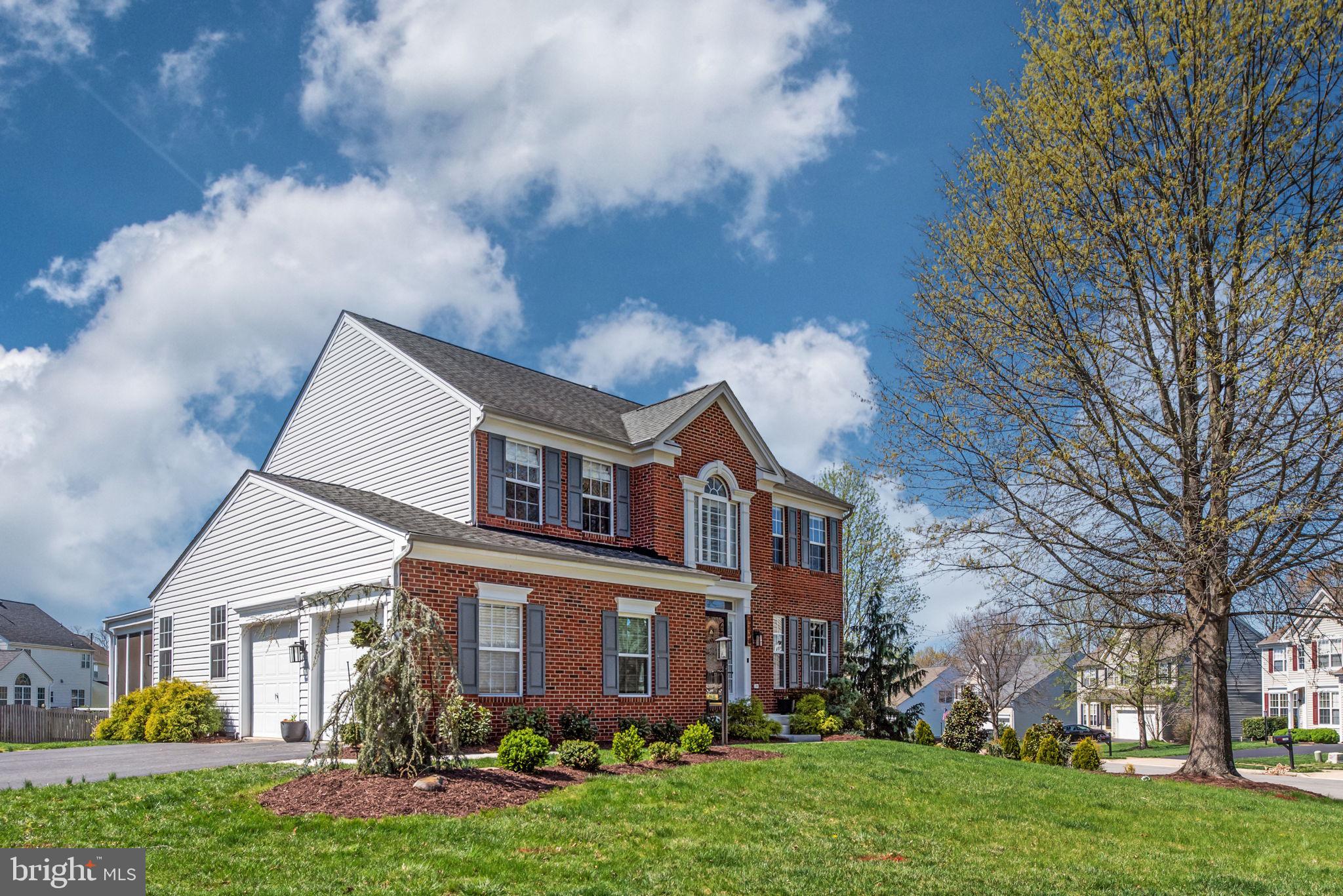 9278 GLEN MEADOW LANE