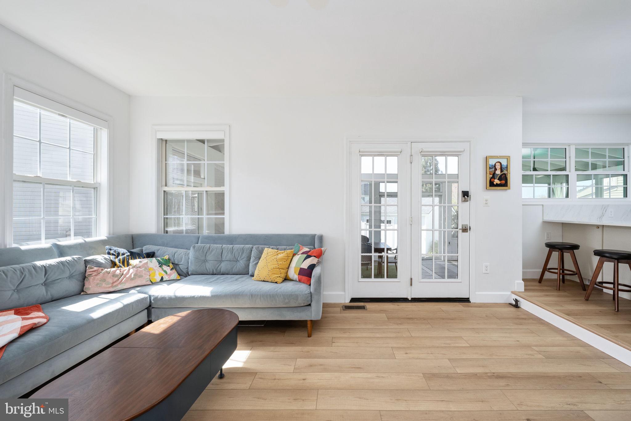 9278 GLEN MEADOW LANE