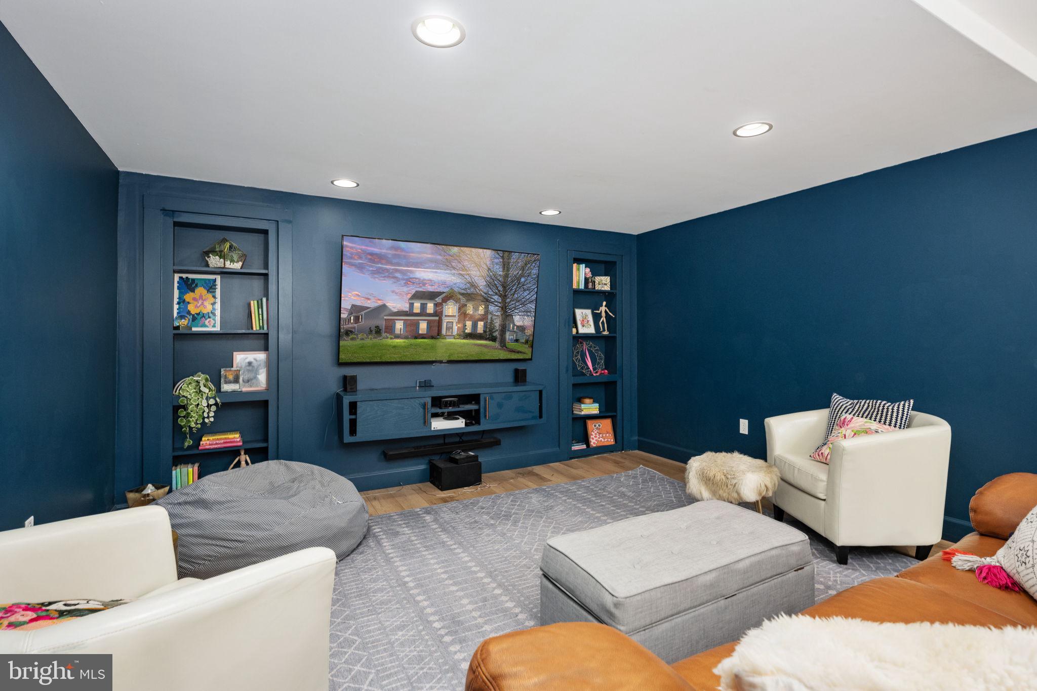 9278 GLEN MEADOW LANE