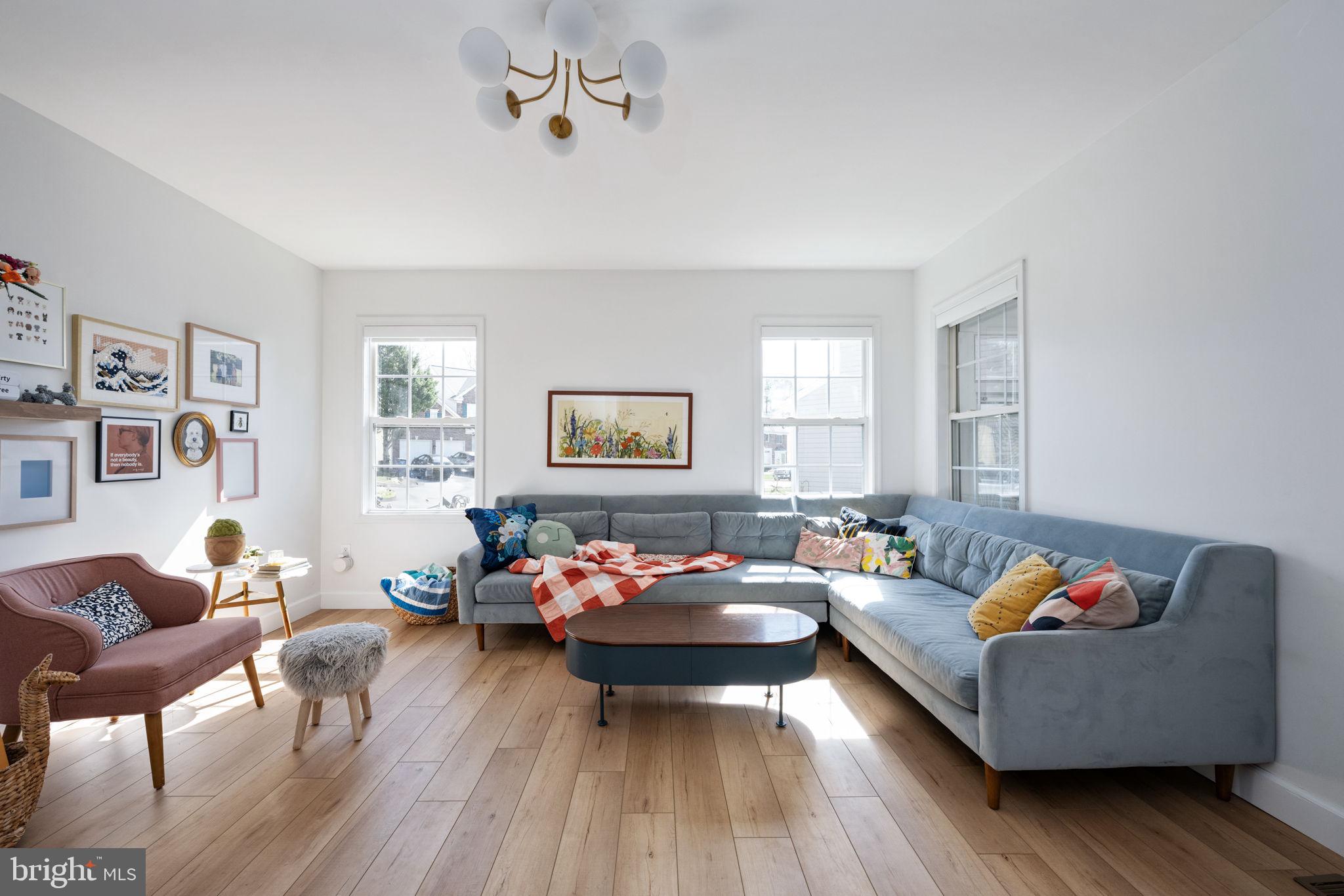 9278 GLEN MEADOW LANE