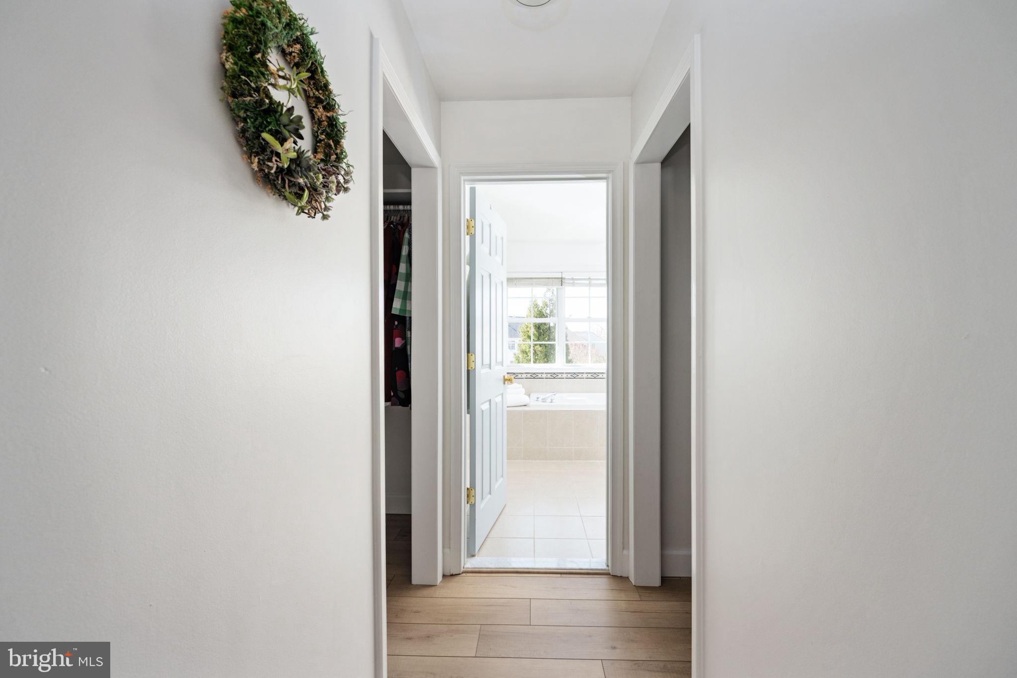 9278 GLEN MEADOW LANE