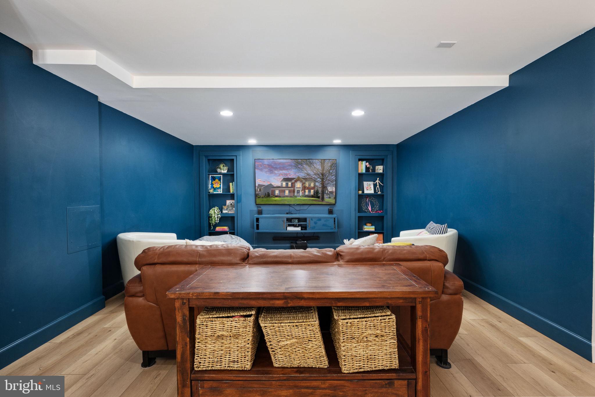 9278 GLEN MEADOW LANE