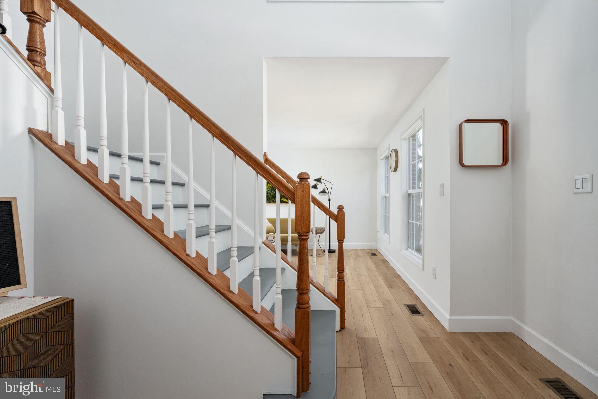 9278 GLEN MEADOW LANE