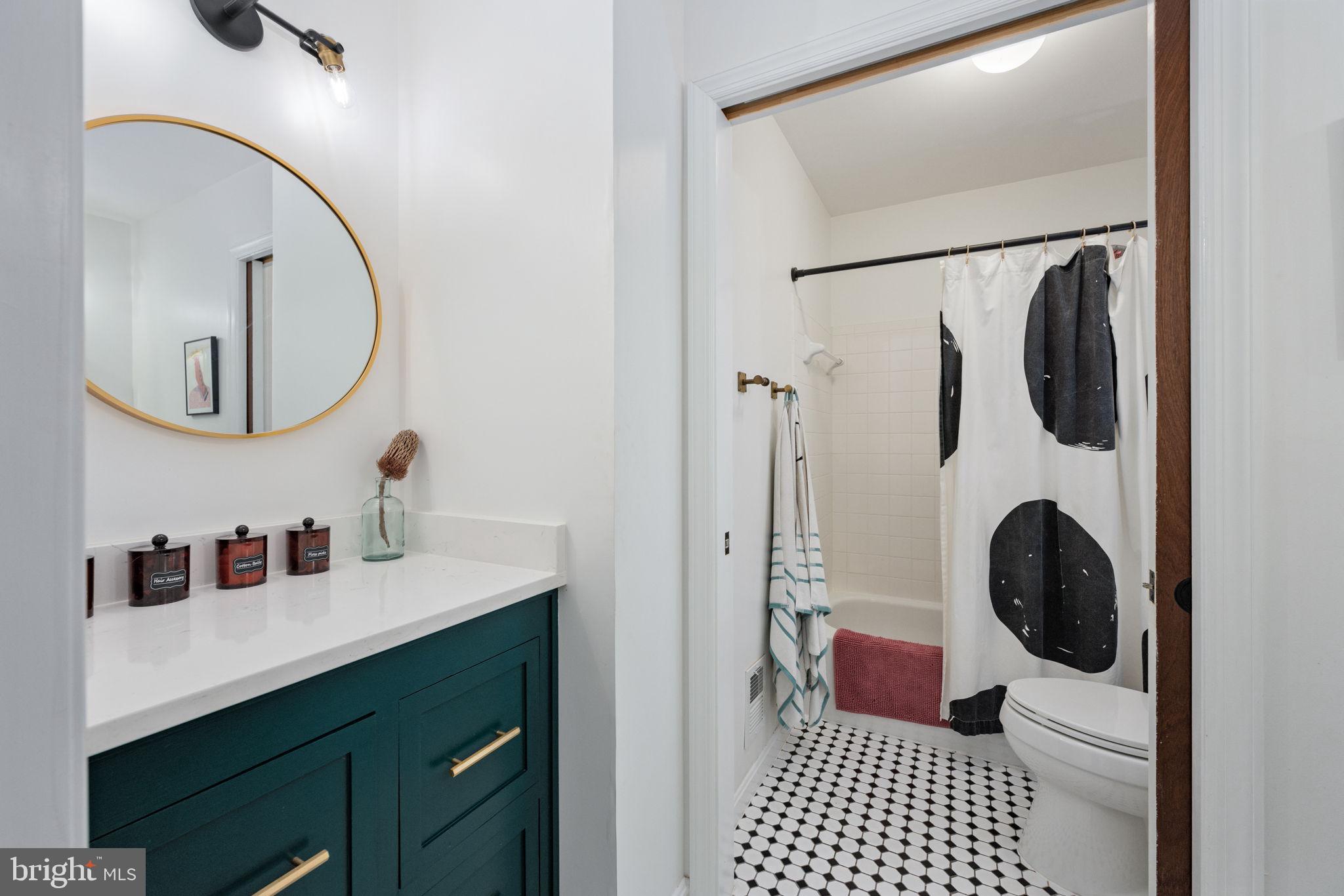 9278 GLEN MEADOW LANE