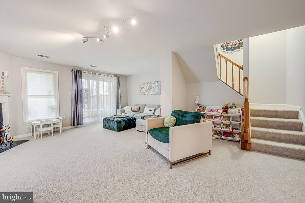 11580 HILL MEADE LANE