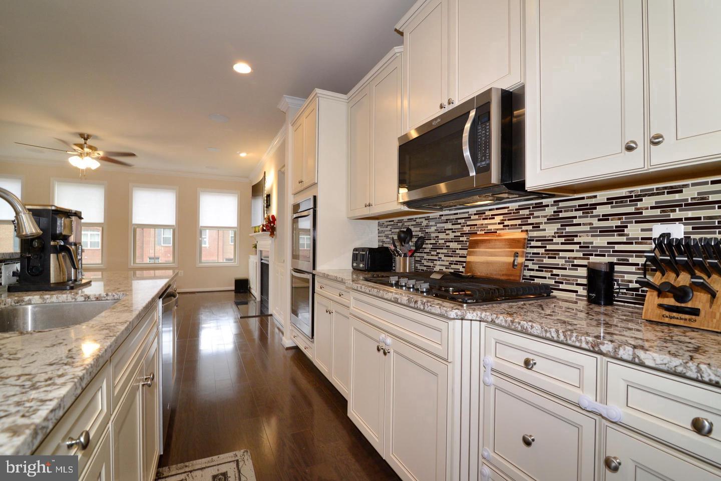 6836 WILLIAM WHITE WAY