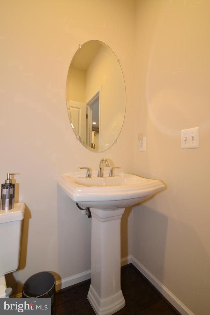 6836 WILLIAM WHITE WAY