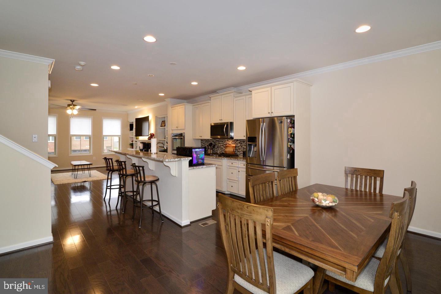 6836 WILLIAM WHITE WAY