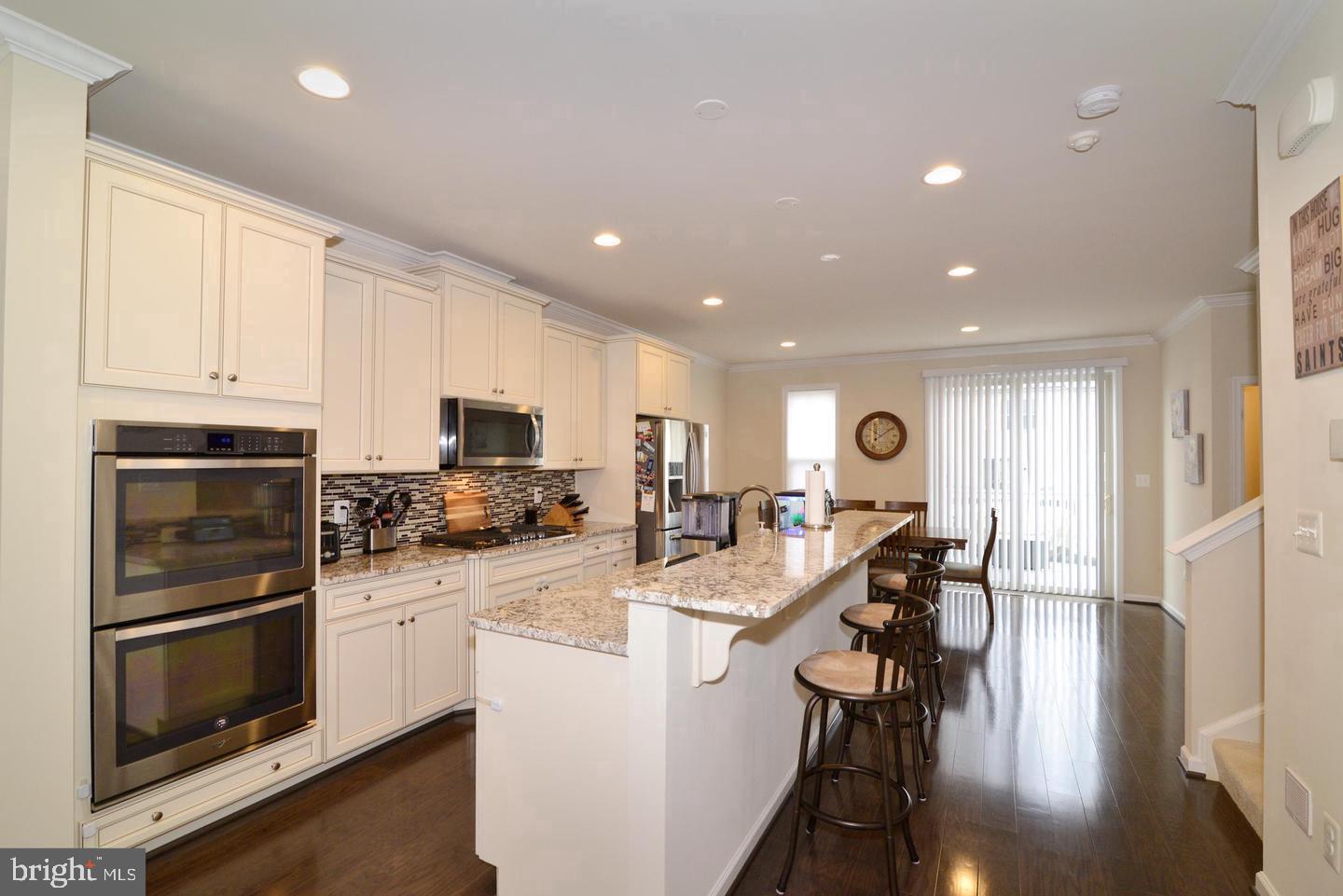 6836 WILLIAM WHITE WAY