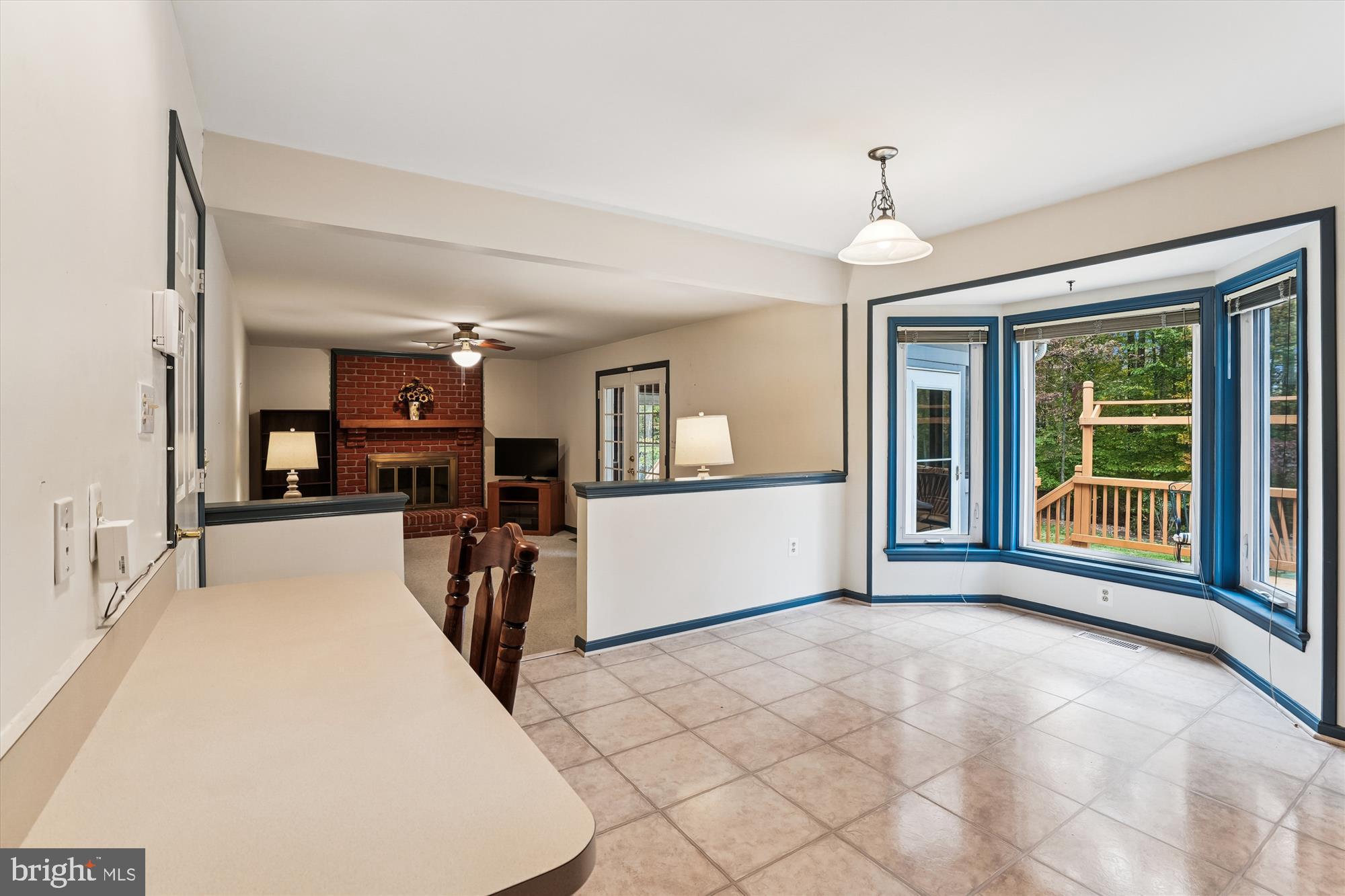 12650 LANDVIEW DRIVE