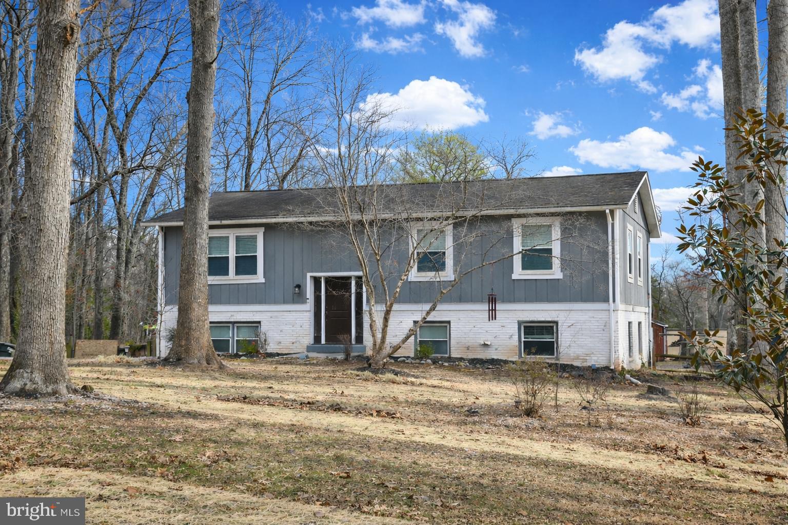 10009 LAURAN PLACE