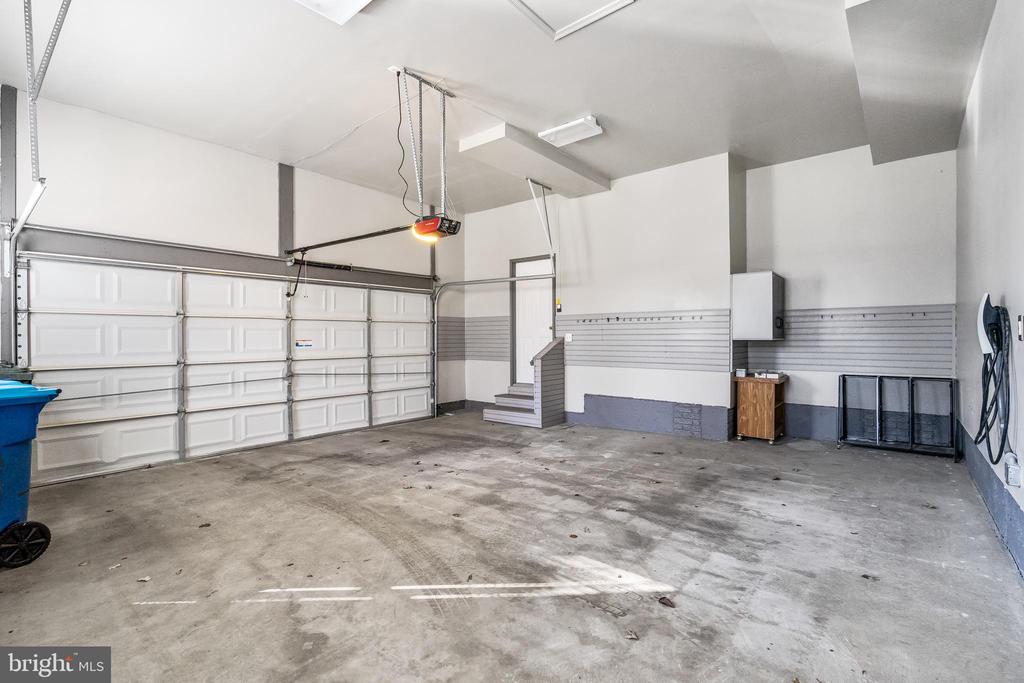 13210 CATHARPIN VALLEY DRIVE