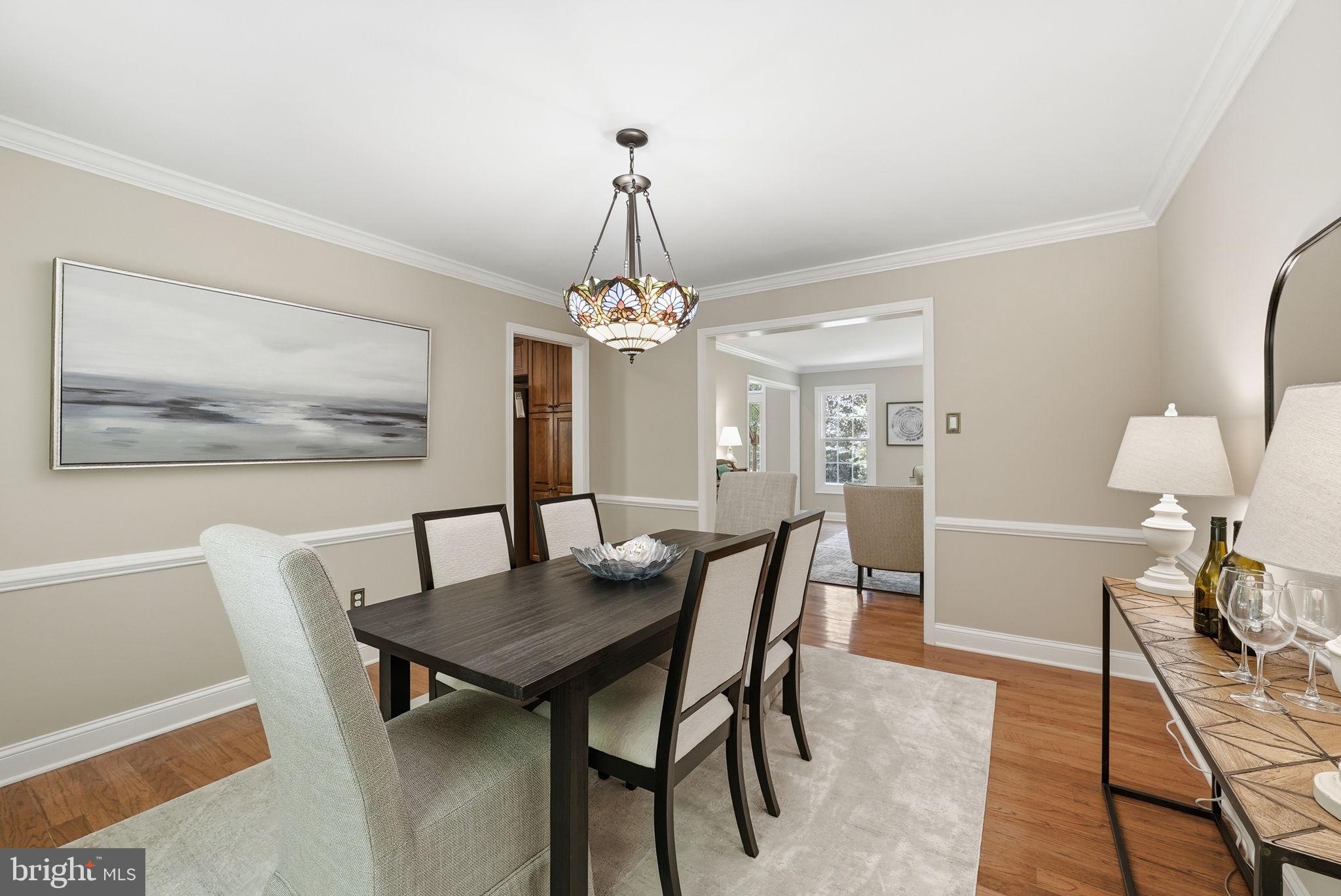 6175 RIVER FOREST DRIVE