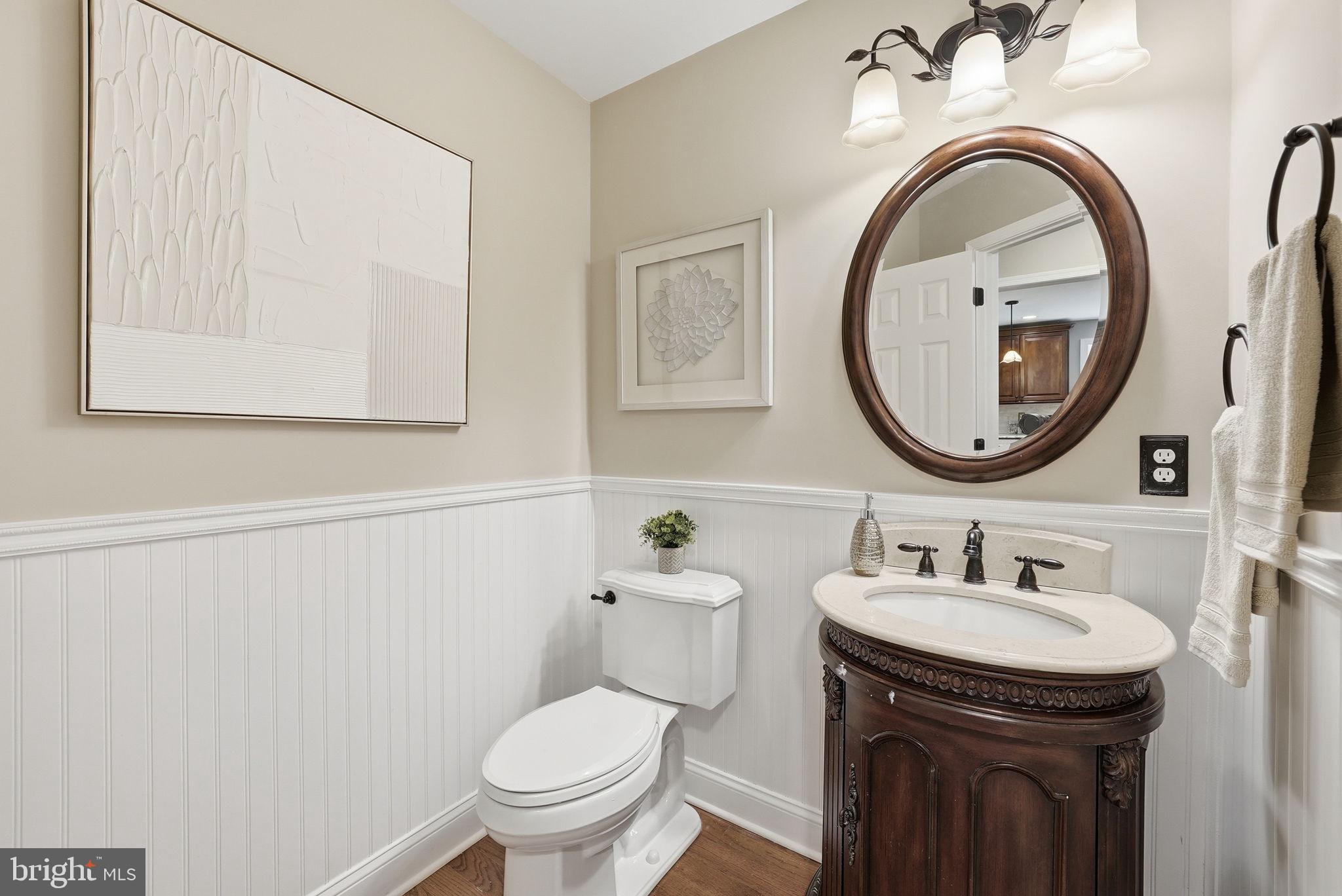 6175 RIVER FOREST DRIVE