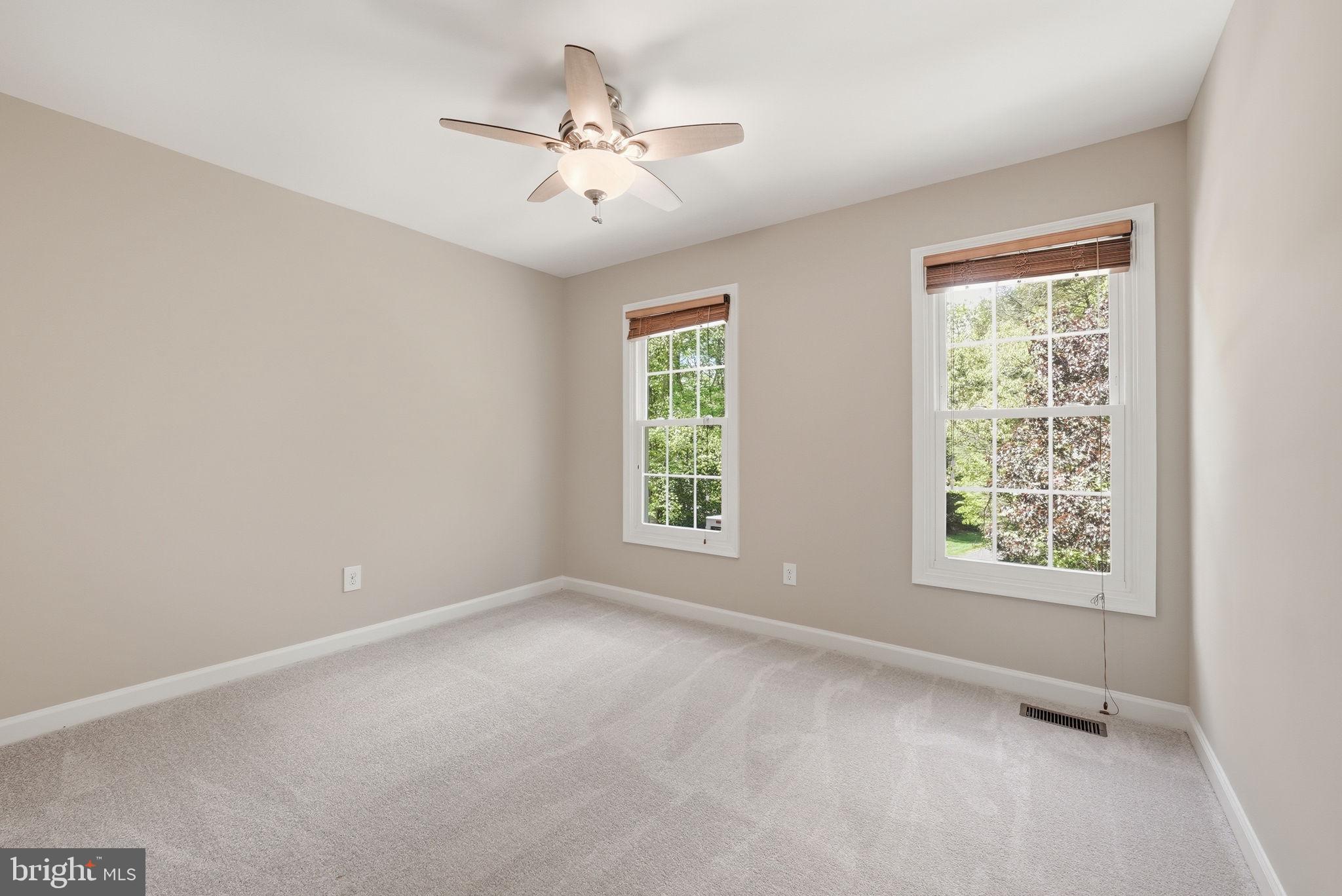 6175 RIVER FOREST DRIVE