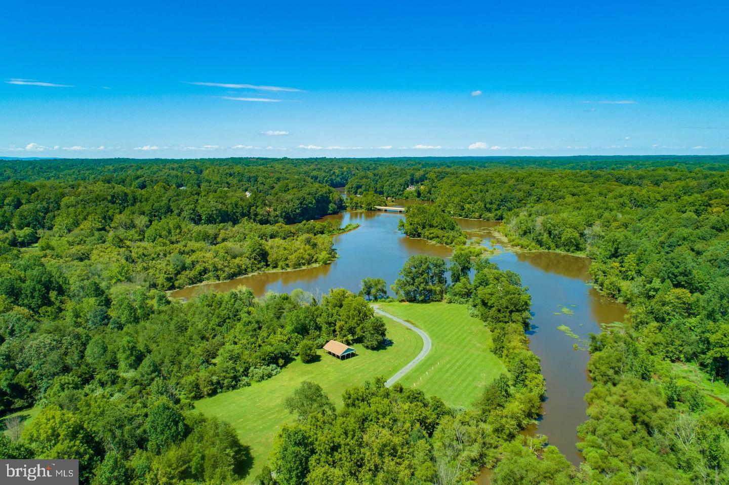 6175 RIVER FOREST DRIVE