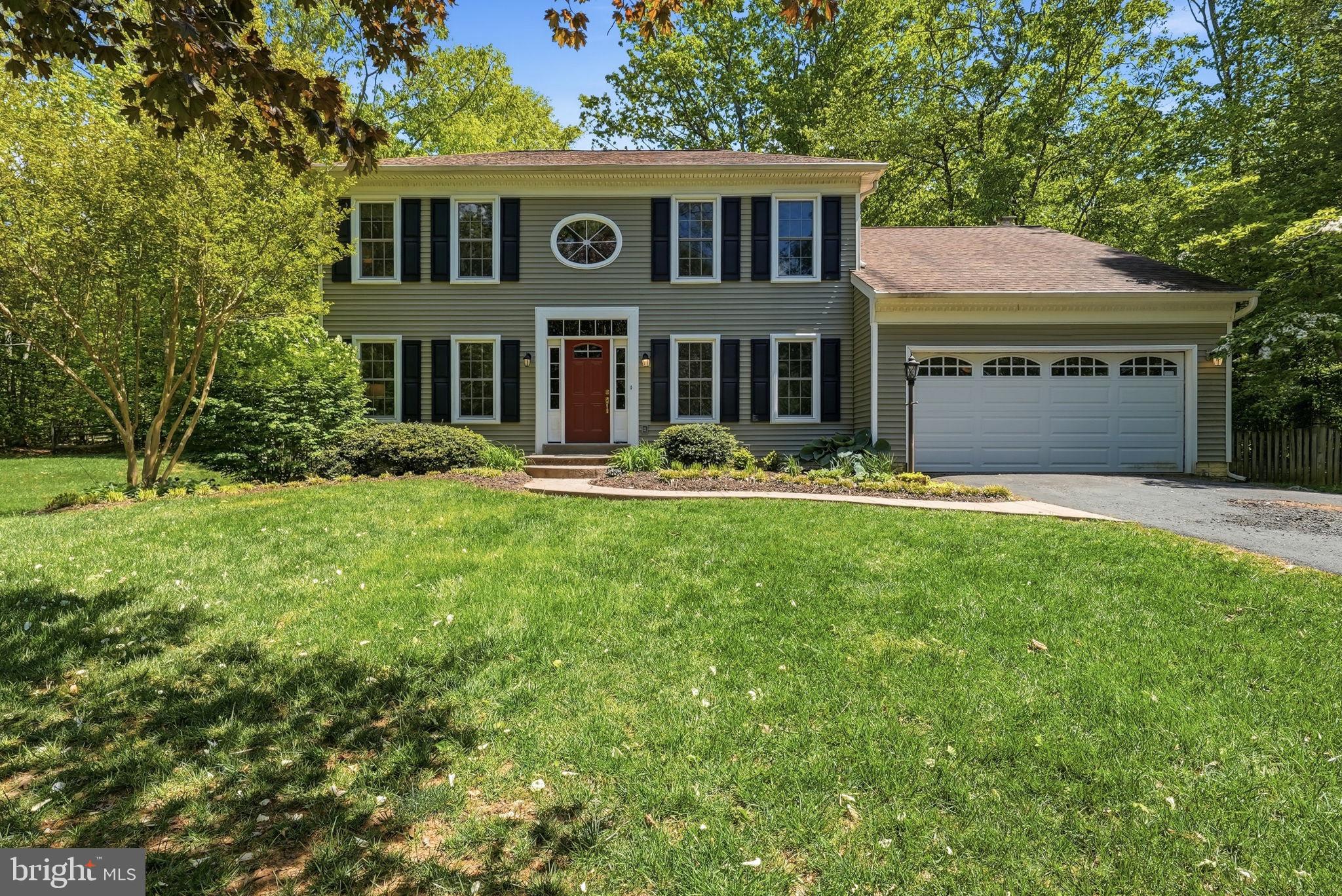 6175 RIVER FOREST DRIVE