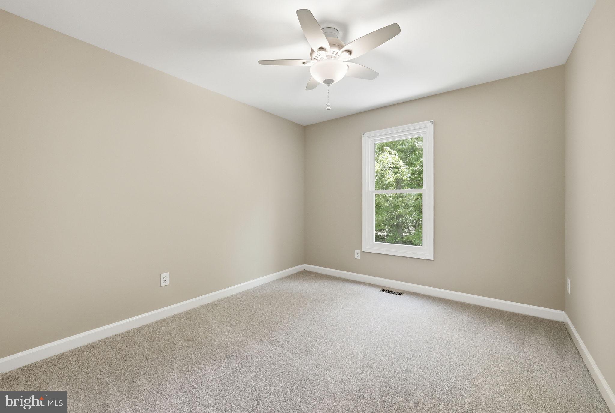 6175 RIVER FOREST DRIVE