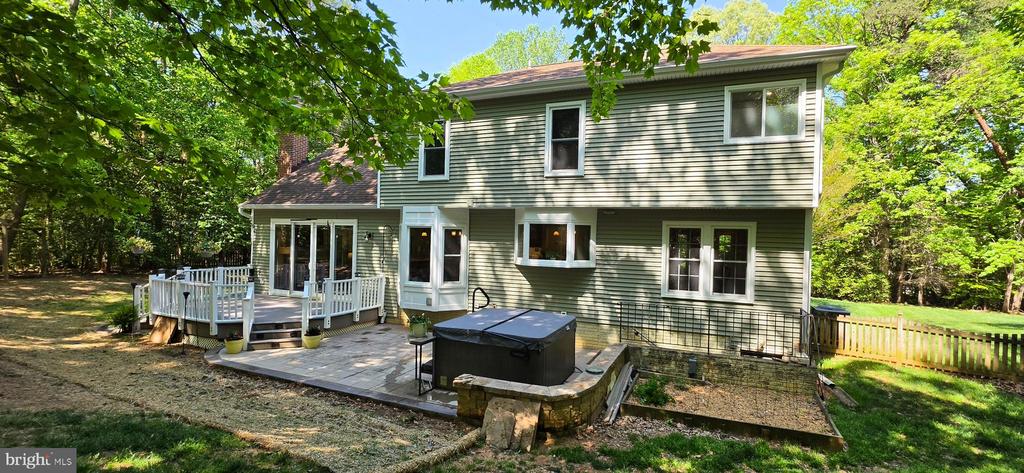 6175 RIVER FOREST DRIVE
