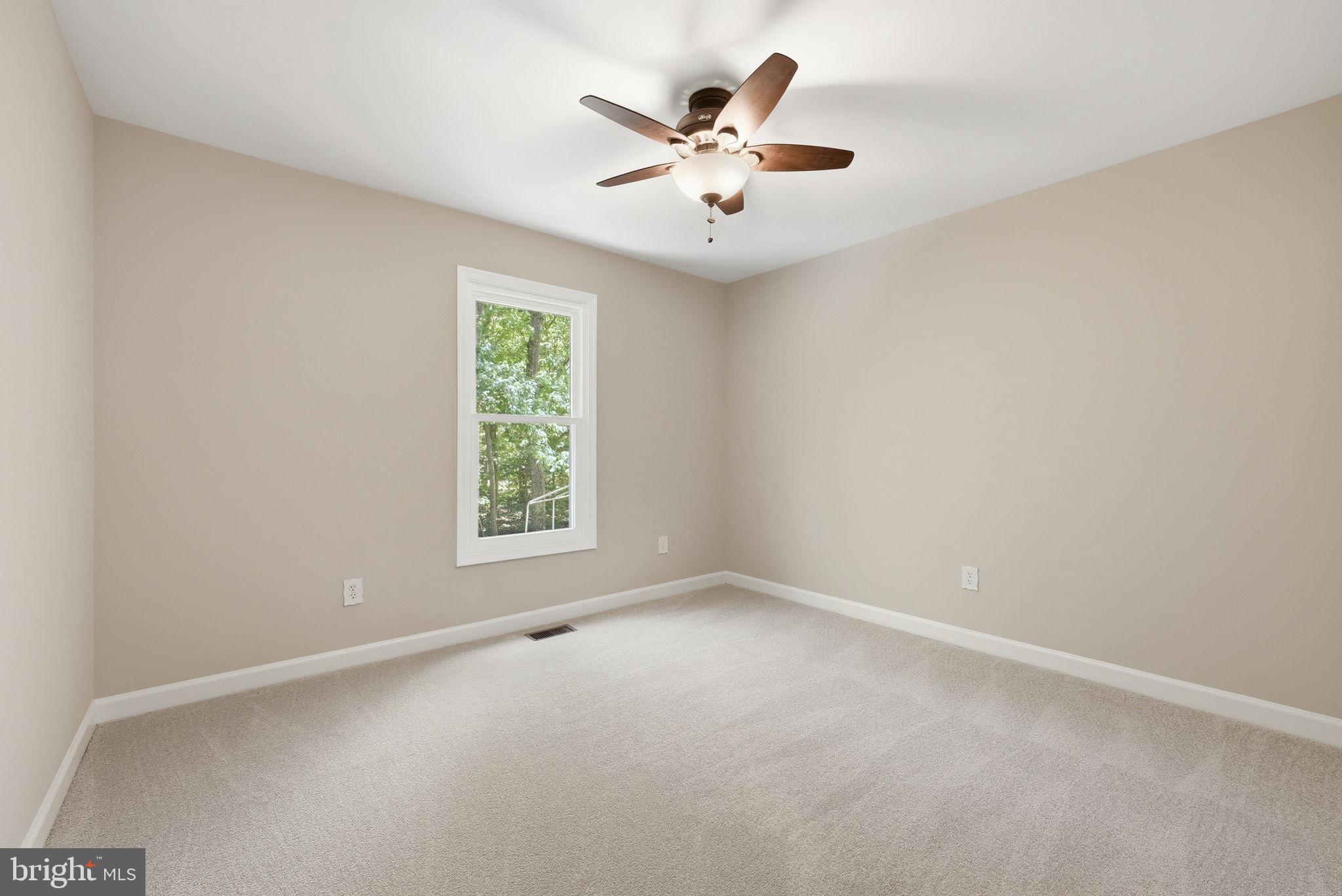 6175 RIVER FOREST DRIVE