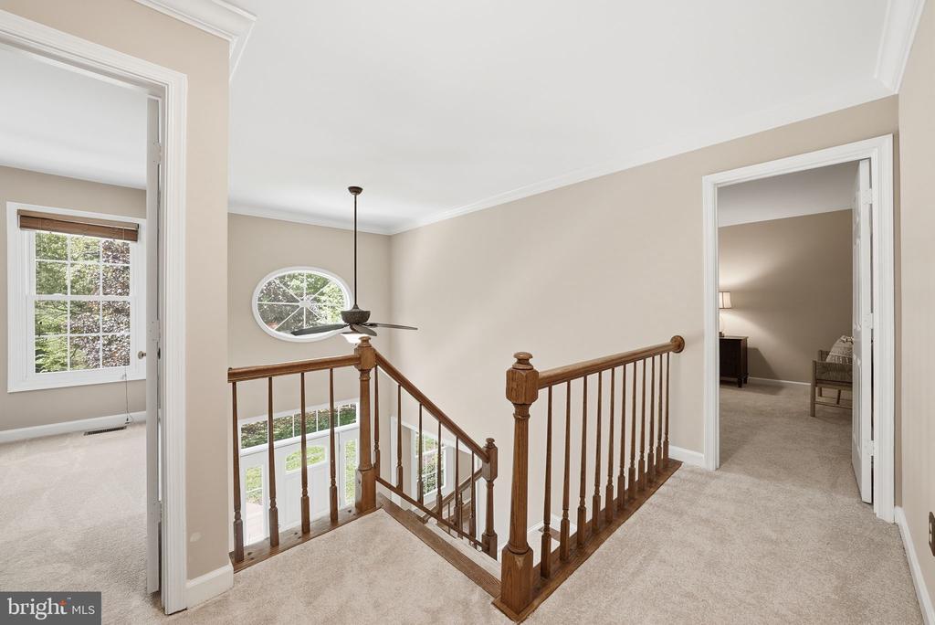 6175 RIVER FOREST DRIVE
