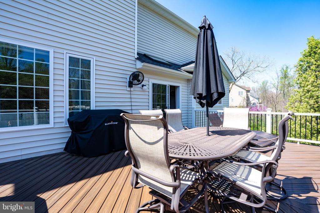 5800 WATERLOO BRIDGE CIRCLE