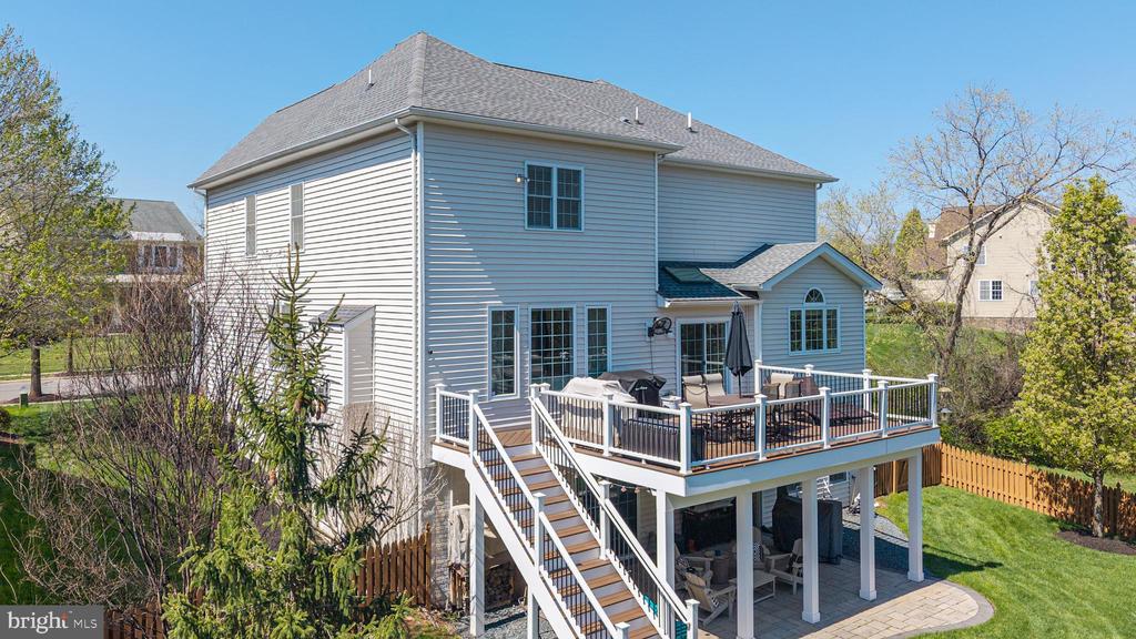 5800 WATERLOO BRIDGE CIRCLE
