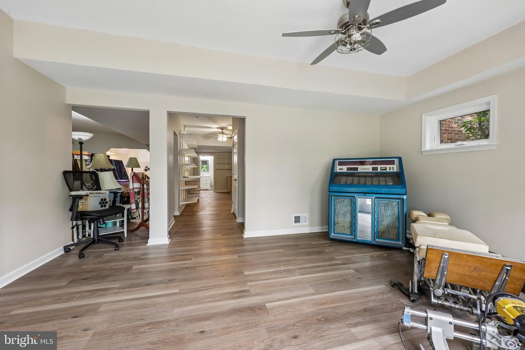 11381 MORLA LANE