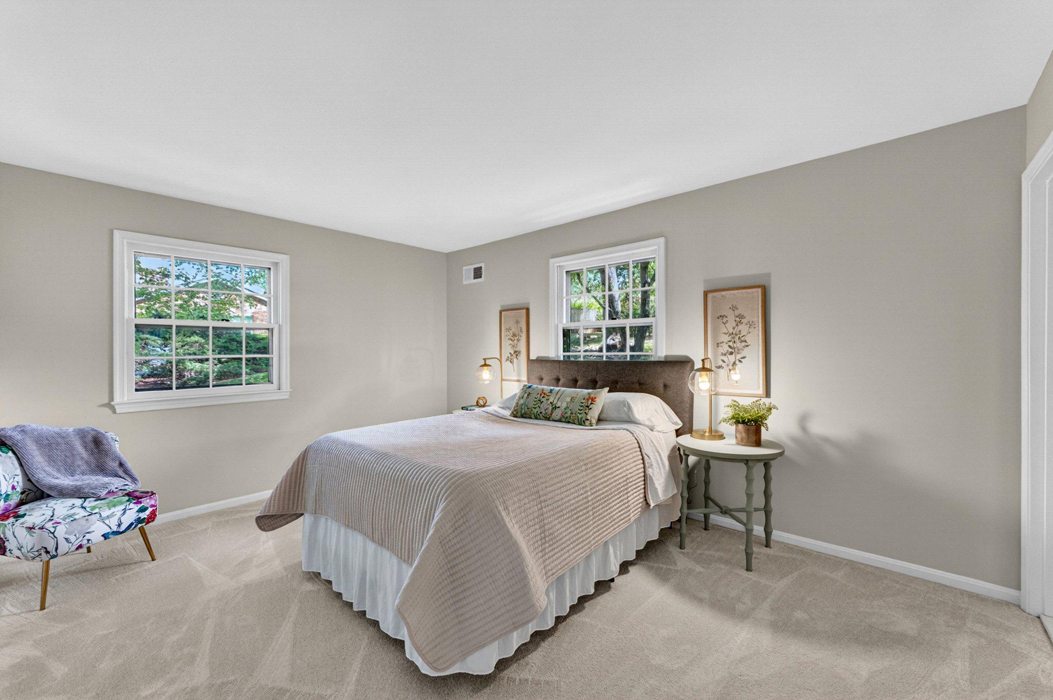 4104 CRESCENT HILLS DRIVE