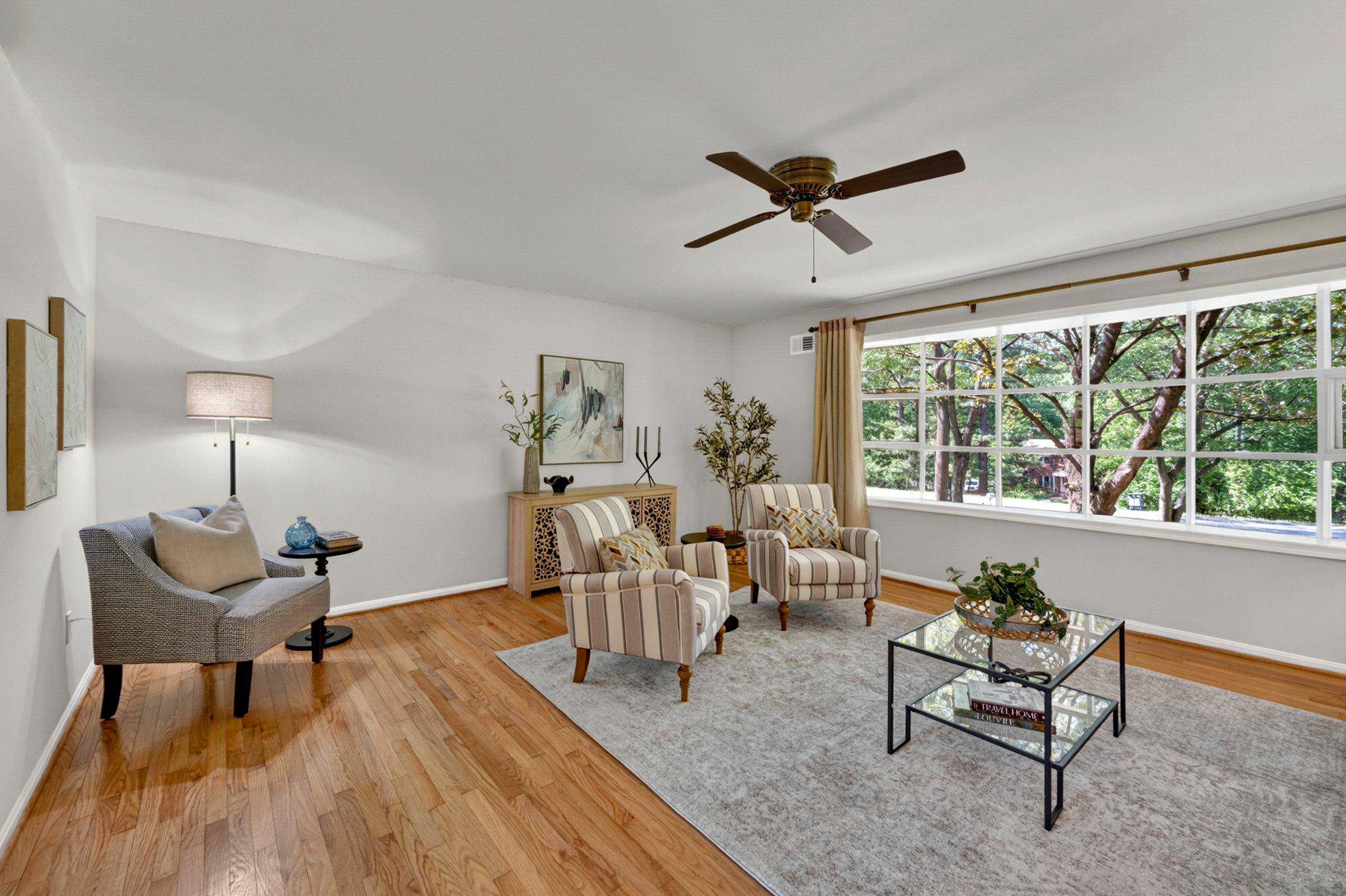 4104 CRESCENT HILLS DRIVE