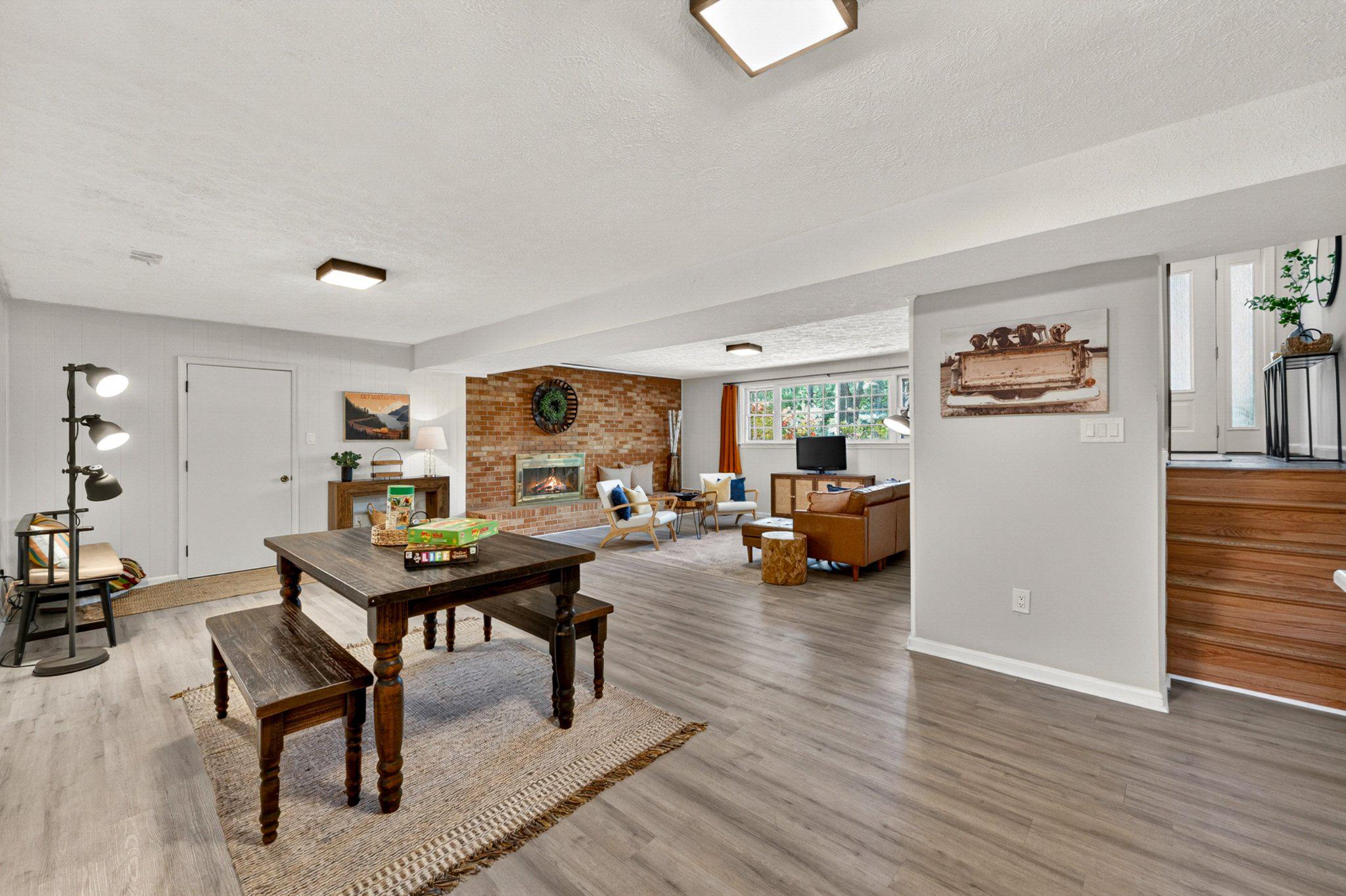 4104 CRESCENT HILLS DRIVE