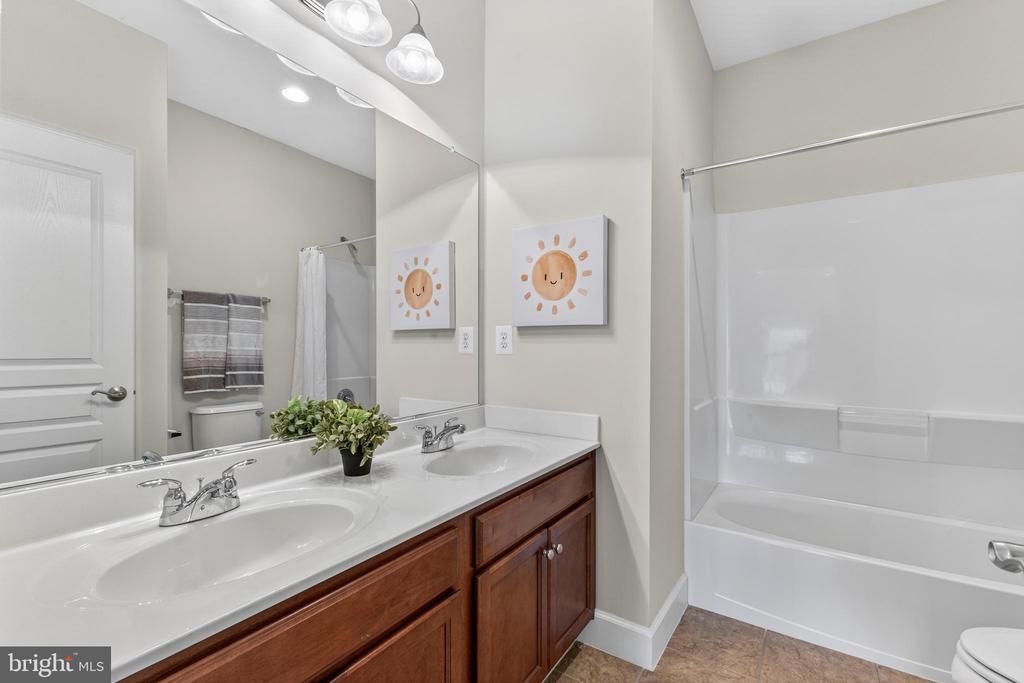 10882 MONOCACY WAY