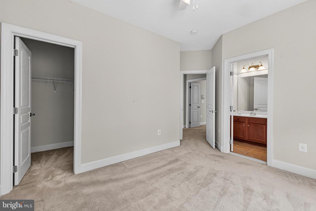 10882 MONOCACY WAY