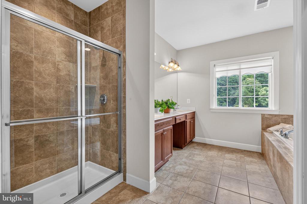 10882 MONOCACY WAY