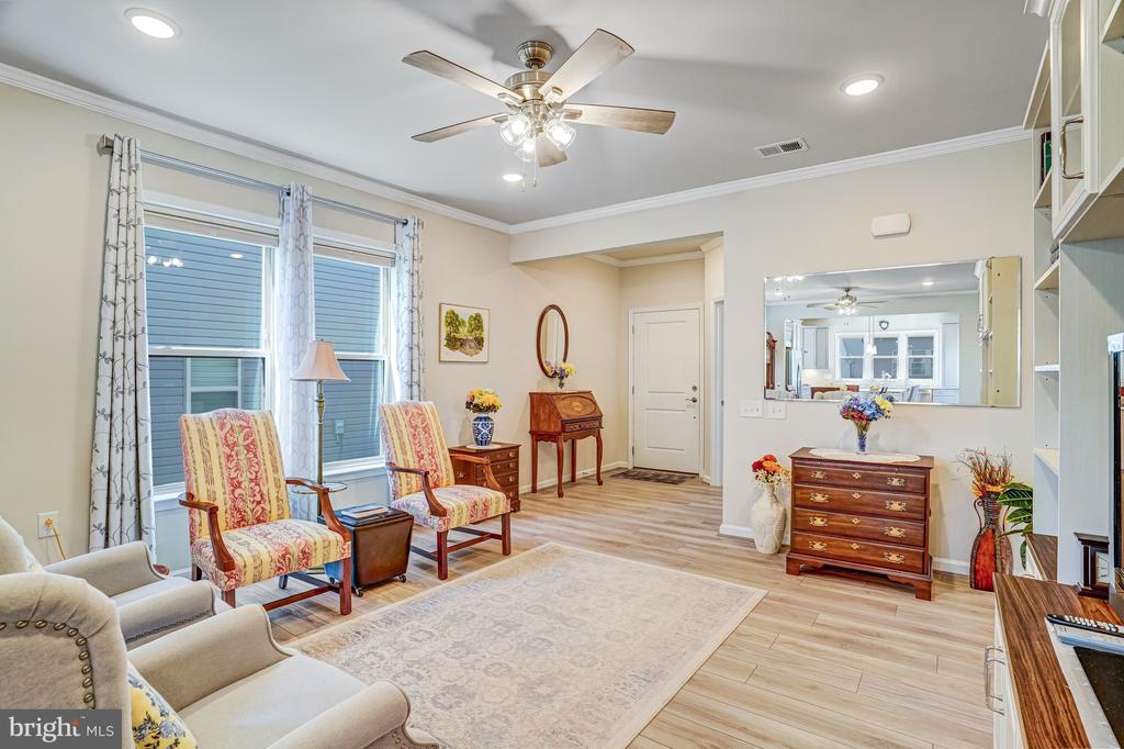 6373 VIRGINIA BLUEBELL LANE