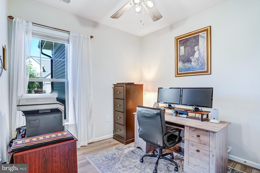 6373 VIRGINIA BLUEBELL LANE