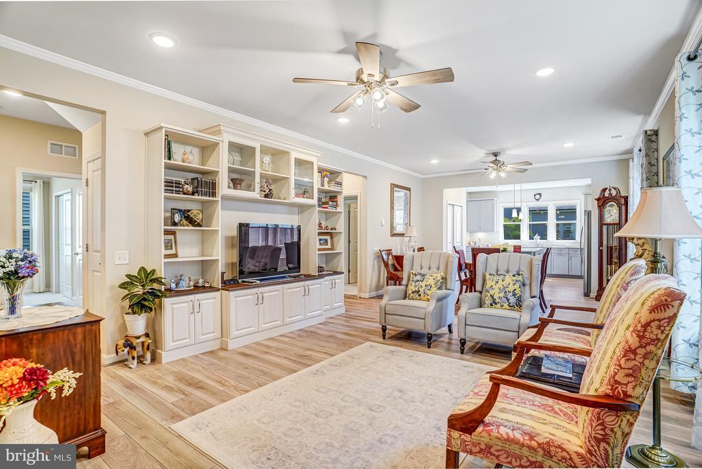 6373 VIRGINIA BLUEBELL LANE