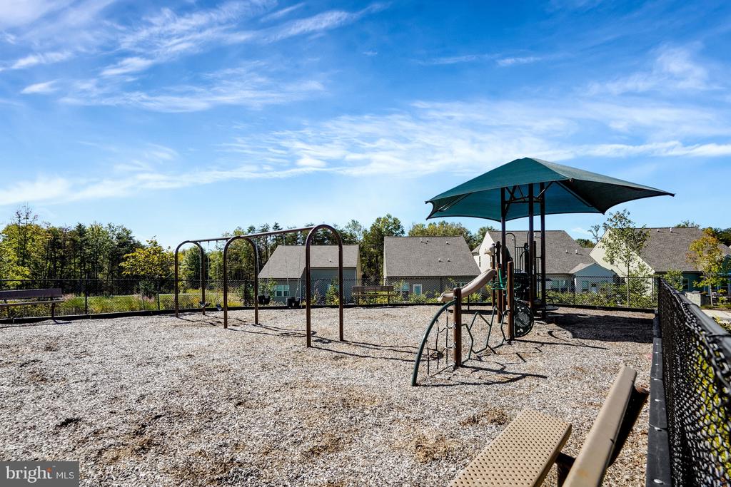 6373 VIRGINIA BLUEBELL LANE